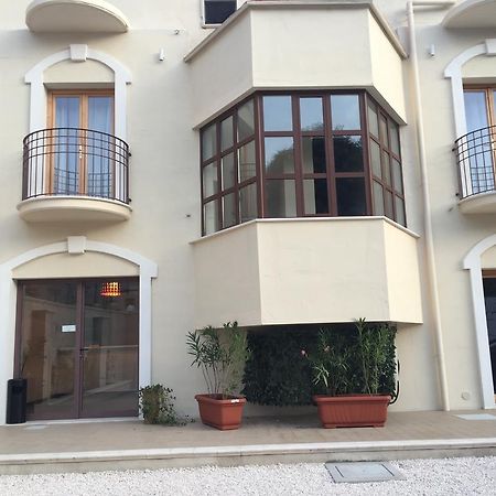 Ibasilischi Hotel Irsina Ngoại thất bức ảnh